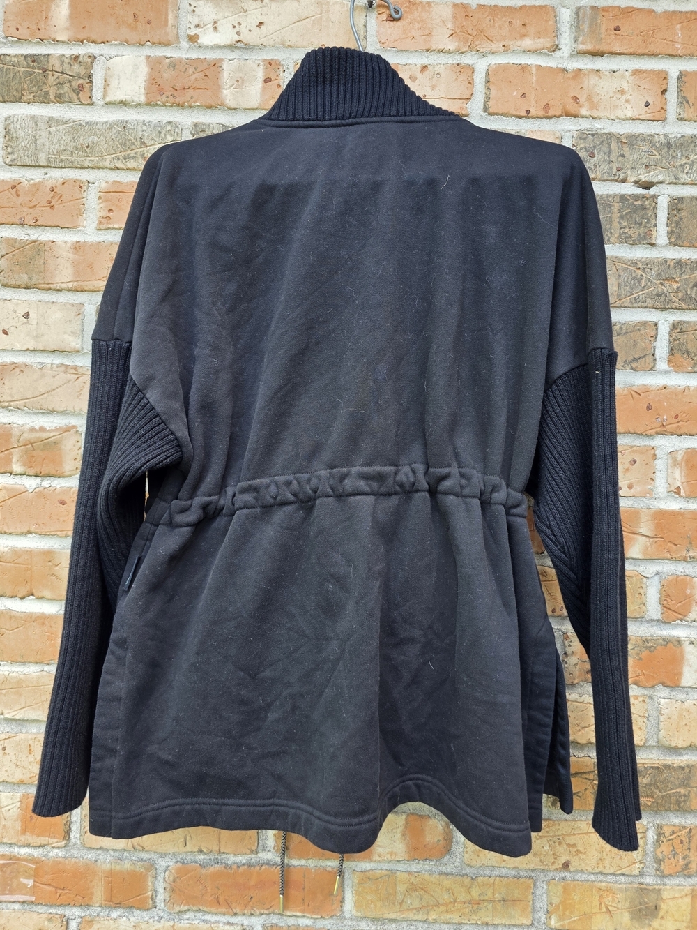 Varley Black Zip-Up Drawstring Utility Jacket - Picture 9 of 16
